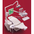 Equipamento dental clínico da unidade da cadeira com tela